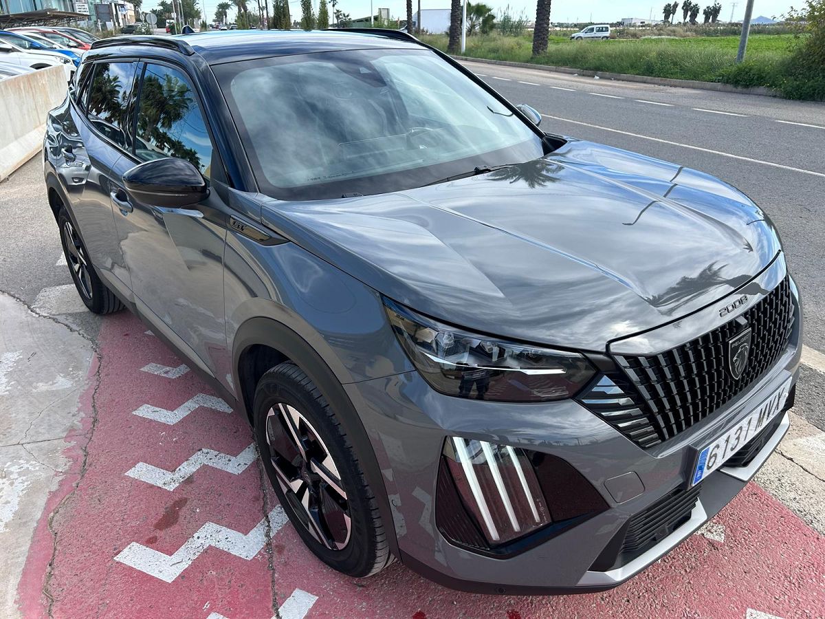 PEUGEOT 2008 GT 1.2 E-THP AUTO SPANISH LHD IN SPAIN ONLY 6000 MILES SUPERB 2024
