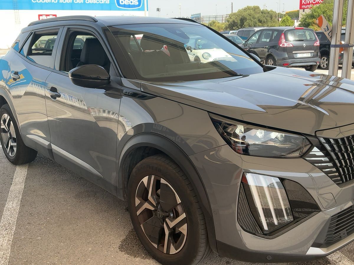 COMING SOON PEUGEOT 2008 GT 1.2 E-THP AUTO SPANISH LHD IN SPAIN ONLY 6000 MILES SUPERB 2024