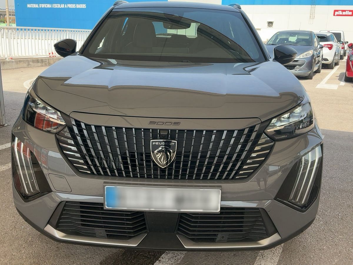 COMING SOON PEUGEOT 2008 GT 1.2 E-THP AUTO SPANISH LHD IN SPAIN ONLY 6000 MILES SUPERB 2024