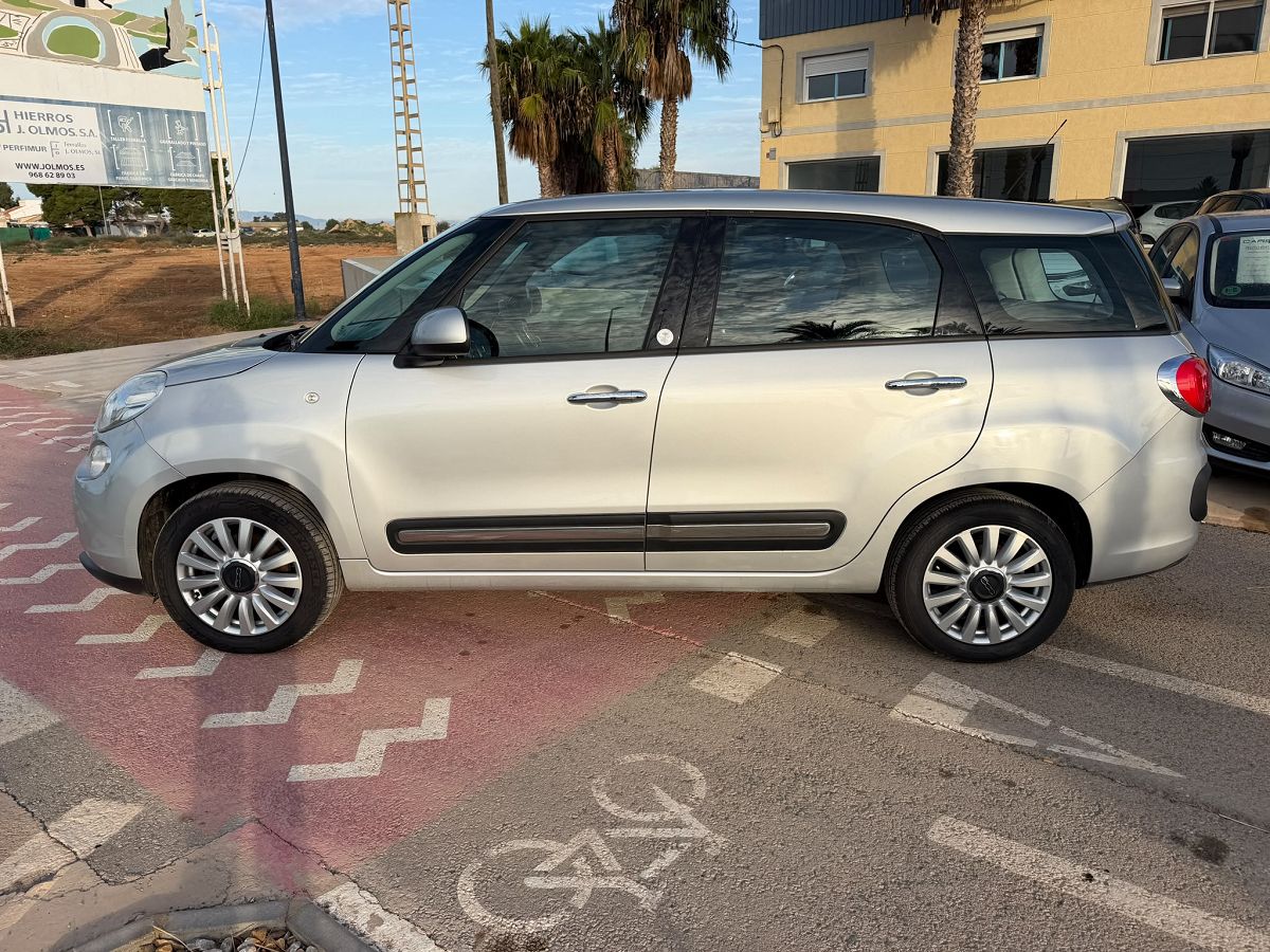 FIAT 500 L 1.3 JTD SPANISH RHD IN SPAIN 97000 MILES 7 SEATS SUPERB 2014