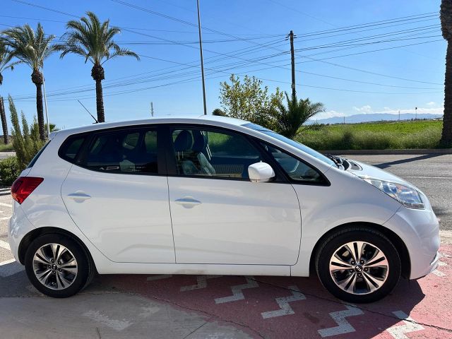 KIA VENGA COMFORT 1.6 CRDI SPANISH LHD IN SPAIN ONLY 100000 MILES SUPERB 2015