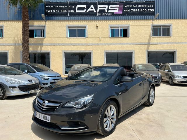 OPEL CASCADA INNOVATION 1.4 CONVERTIBLE SPANISH LHD IN SPAIN 96000 MILES 2013