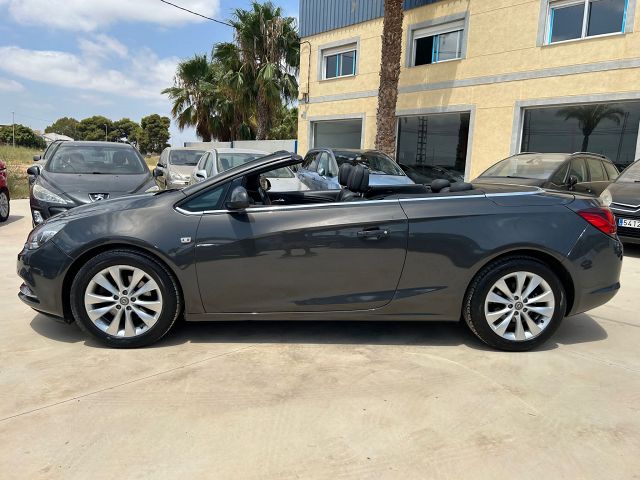 OPEL CASCADA INNOVATION 1.4 CONVERTIBLE SPANISH LHD IN SPAIN 96000 MILES 2013