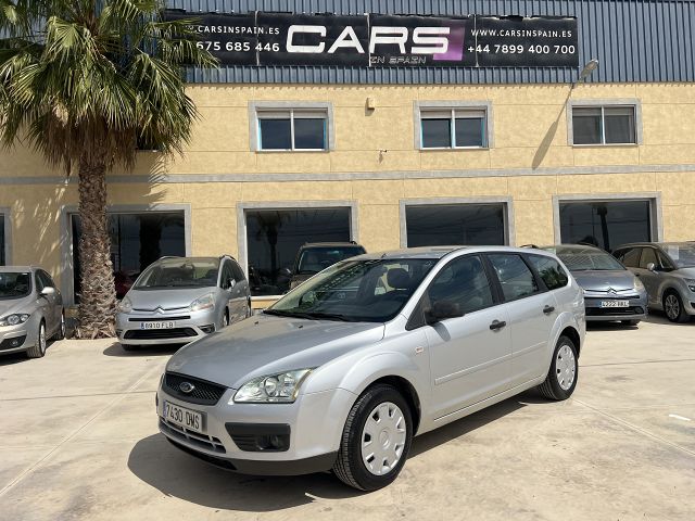 FORD FOCUS TREND ESTATE 1.6 AUTO SPANISH LHD IN SPAIN 83000 MILES SUPERB 2005