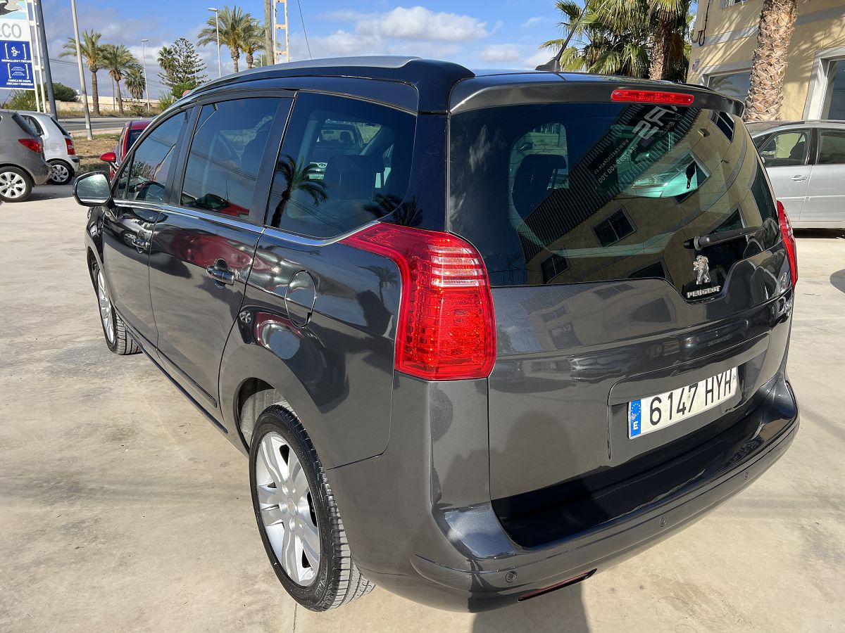 PEUGEOT 5008 STYLE 1.6 E-HDI AUTO SPANISH LHD IN SPAIN 109K 7 SEATS SUPERB 2014