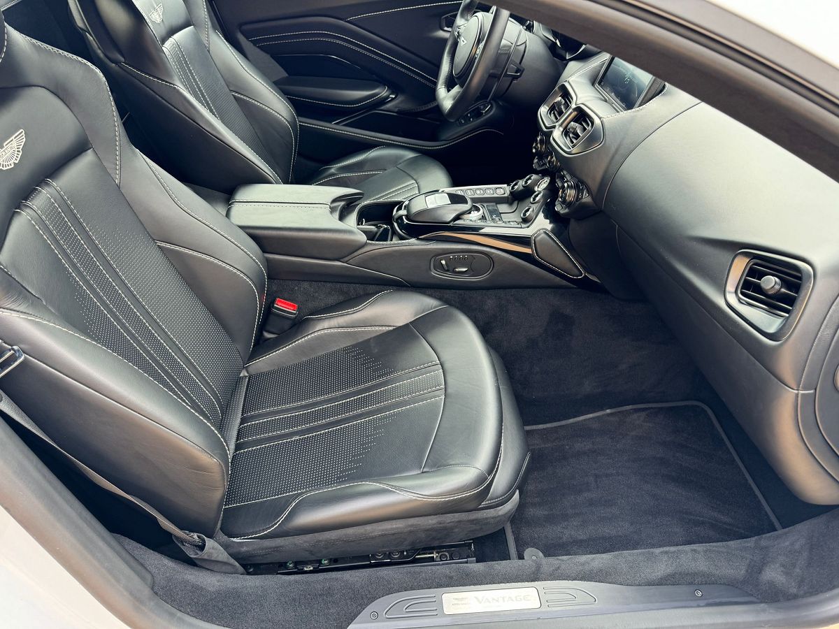 ASTON MARTIN VANTAGE 4.0 BI TURBO V8 AUTO SPANISH LHD IN SPAIN 51000 MILES 2019