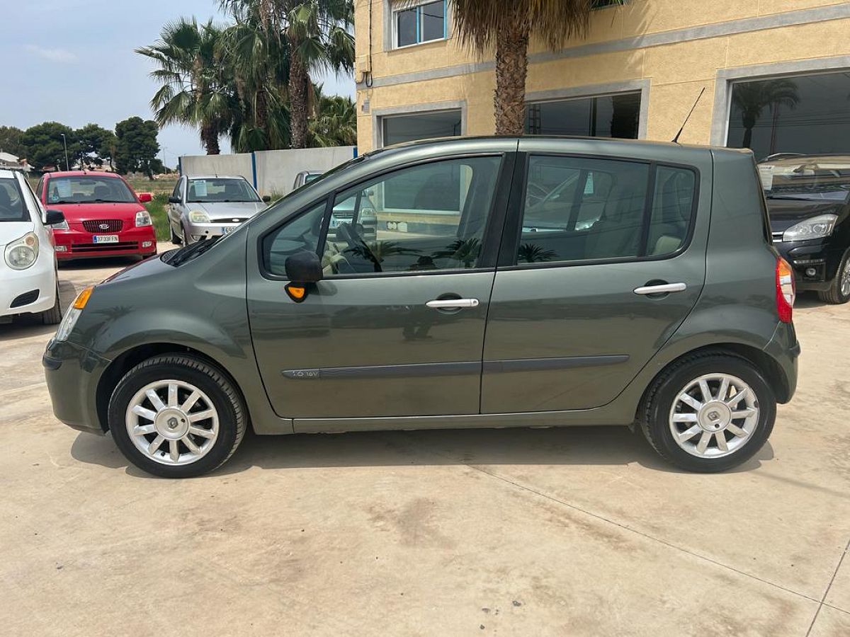RENAULT MODUS DYNAMIQUE 1.6 AUTO SPANISH LHD IN SPAIN 87000 MILES SUPERB 2006