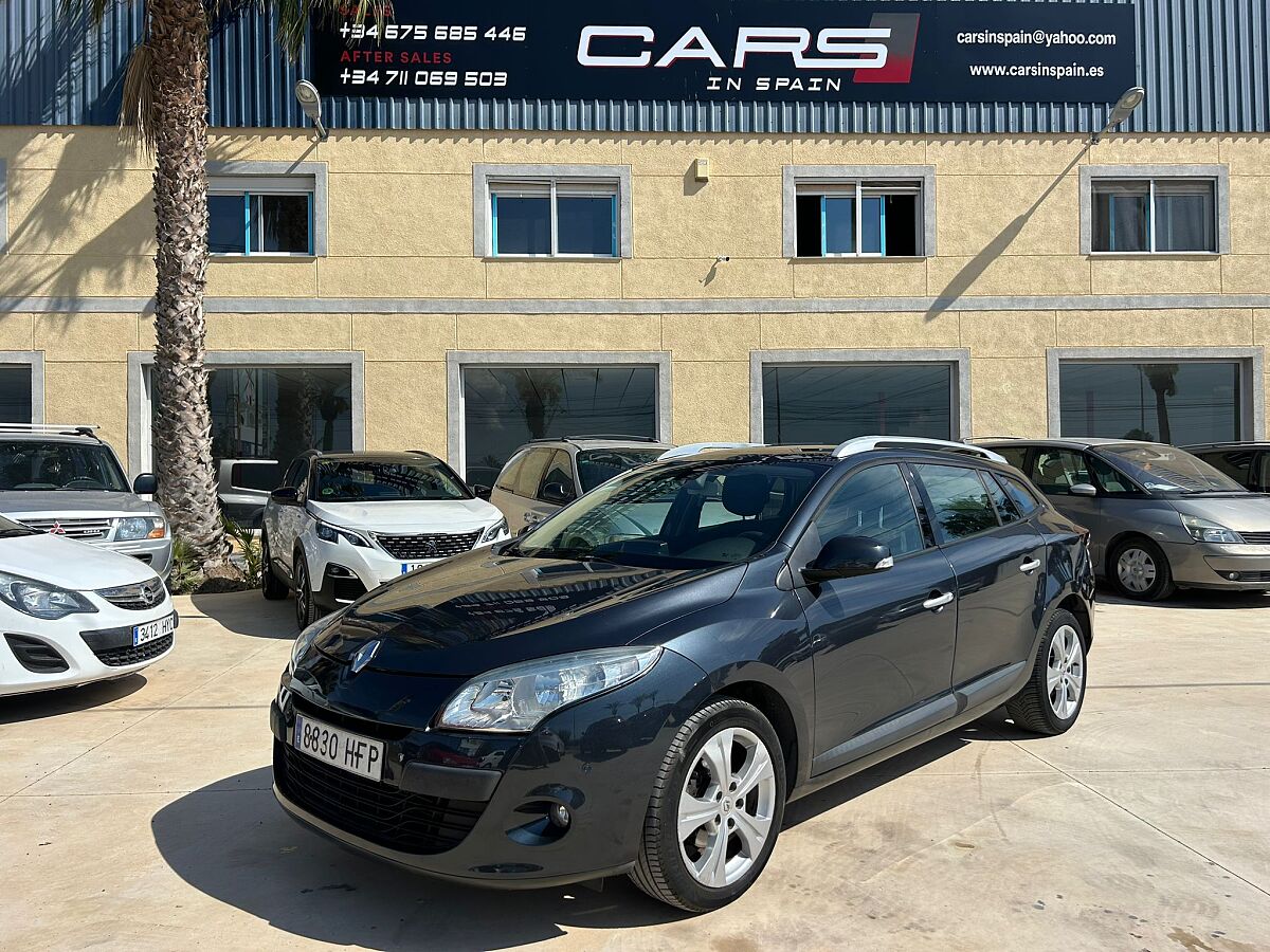 RENAULT MEGANE ESTATE LIMITED 1.5 DCI AUTO SPANISH LHD IN SPAIN 92K SUPERB 2011