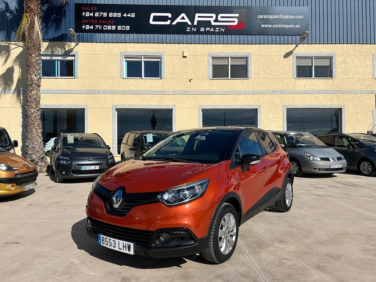 RENAULT CAPTUR ENERGY LUX 1.2 TCE AUTO SPANISH LHD IN SPAIN 75000 MILES 2015