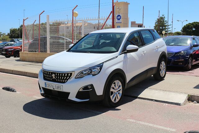 PEUGEOT 3008 ACTIVE 1.2 E-THP MANUAL SPANISH LHD IN SPAIN 78000 MILES SUPER 2019