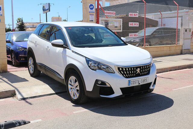 PEUGEOT 3008 ACTIVE 1.2 E-THP MANUAL SPANISH LHD IN SPAIN 78000 MILES SUPER 2019