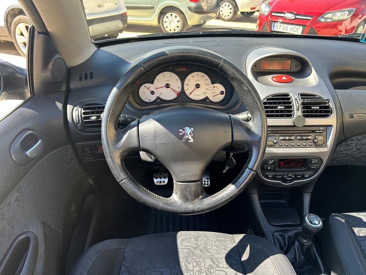 PEUGEOT 206 CC CONVERTIBLE 1.6 SPANISH LHD IN SPAIN 96000 MILES SUPERB 2004