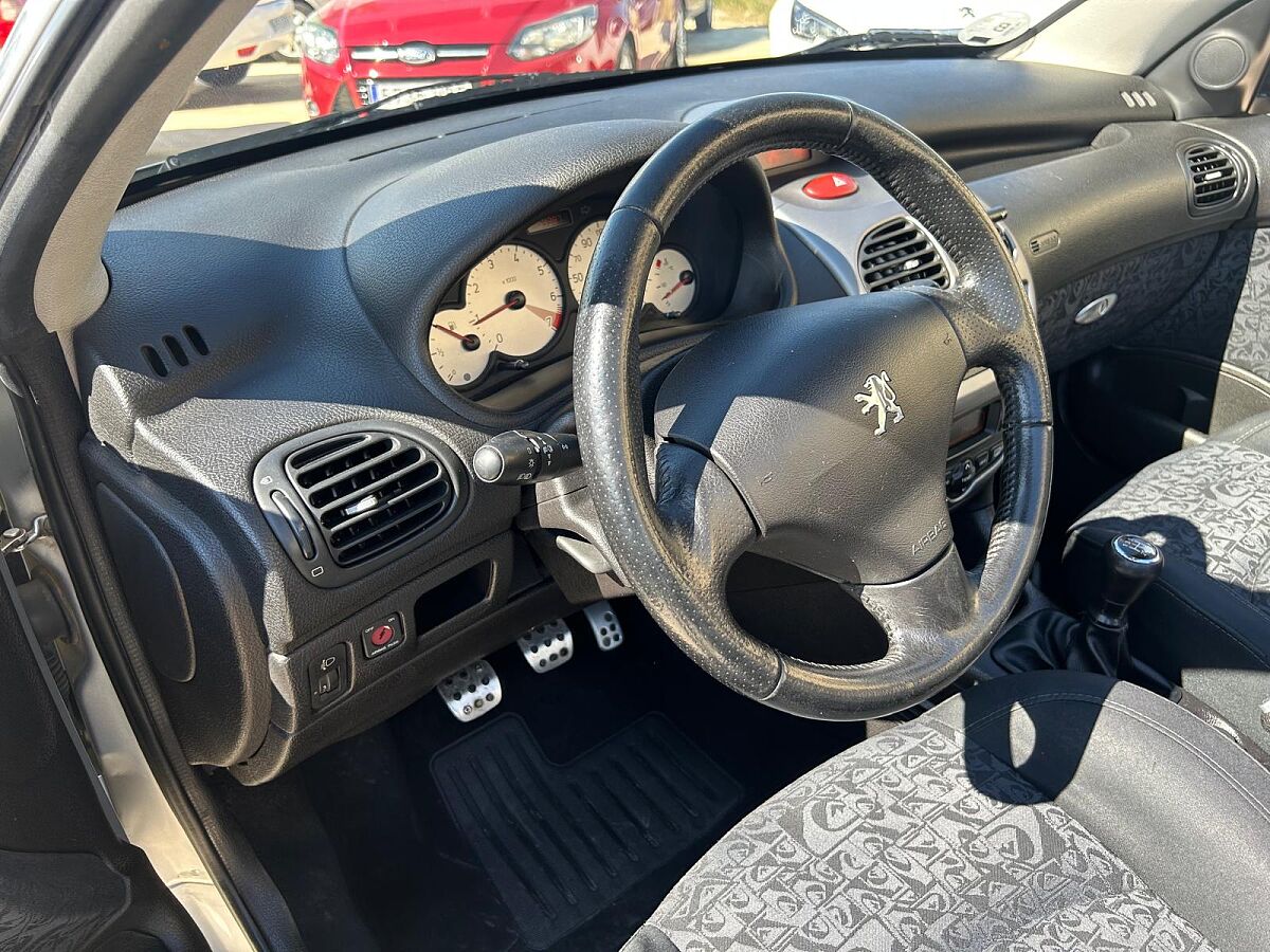 PEUGEOT 206 CC CONVERTIBLE 1.6 SPANISH LHD IN SPAIN 96000 MILES SUPERB 2004