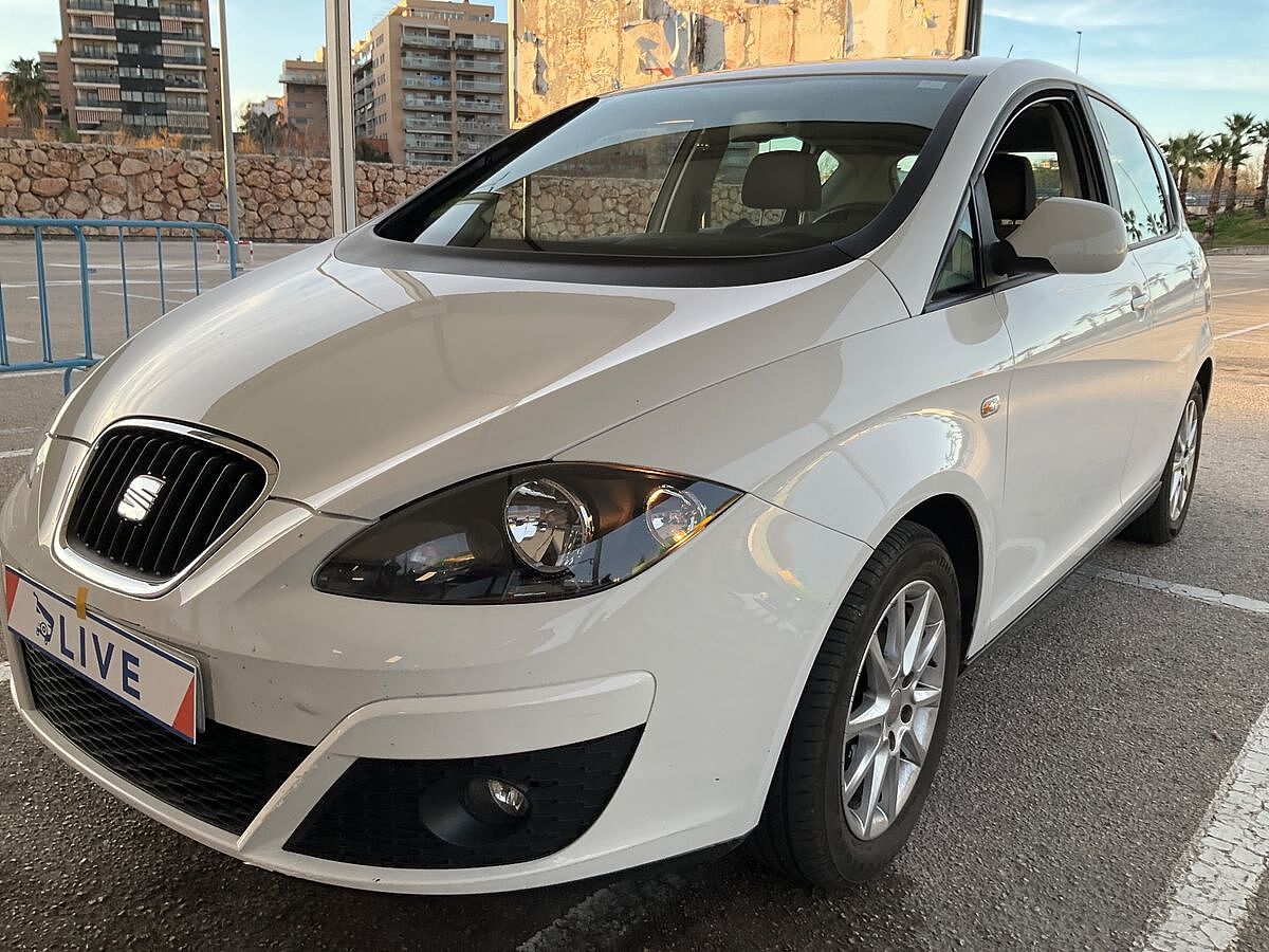 SEAT ALTEA STYLANCE 1.6 TDI AUTO SPANISH LHD IN SPAIN 59000 MILES SUPERB 2013