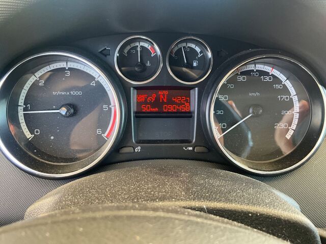 PEUGEOT 308 ACTIVE 1.6 E-HDI AUTO SPANISH LHD IN SPAIN 56000 MILES SUPERB 2012
