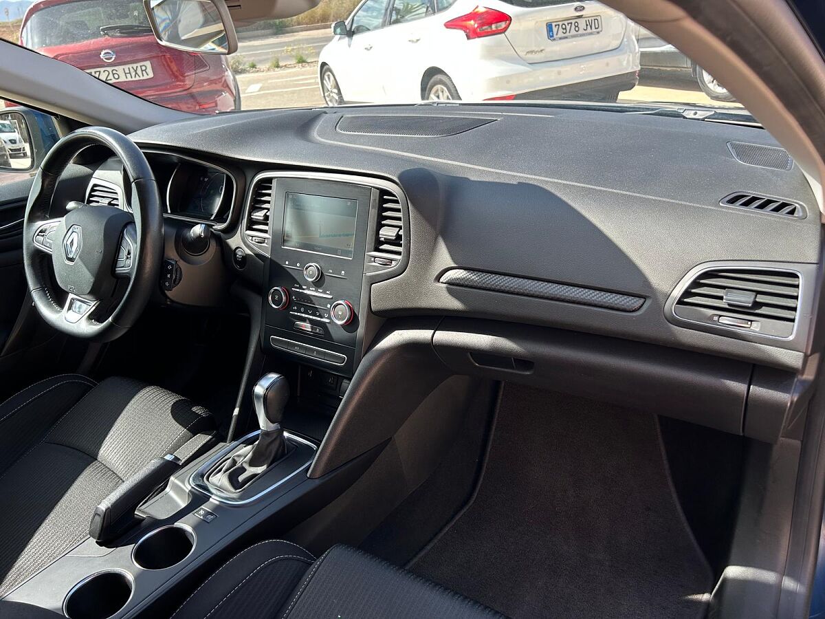 RENAULT MEGANE ESTATE 1.5 DCI AUTO SPANISH LHD IN SPAIN ONLY 73000 MILES 2019