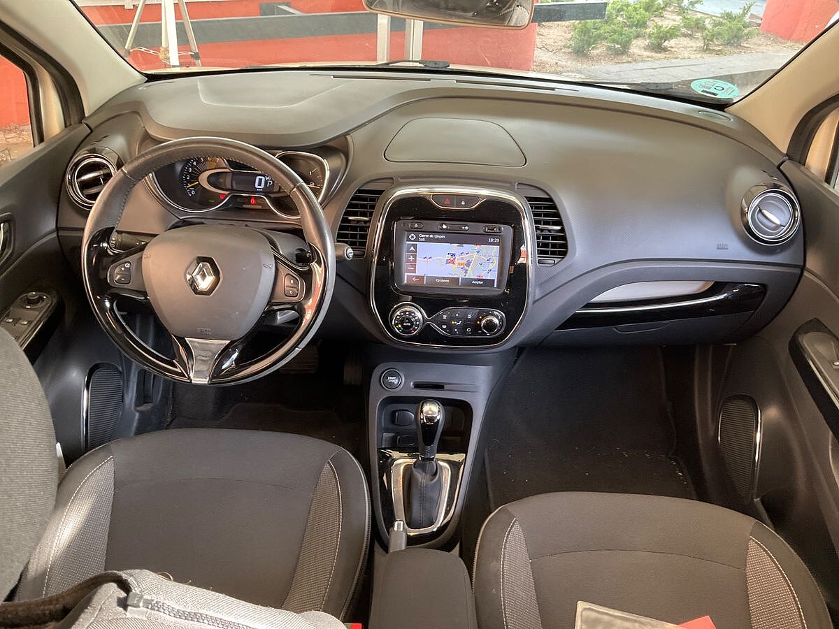 RENAULT CAPTUR ZEN 1.2 TCE AUTO SPANISH LHD IN SPAIN 57000 MILES SUPERB 2013