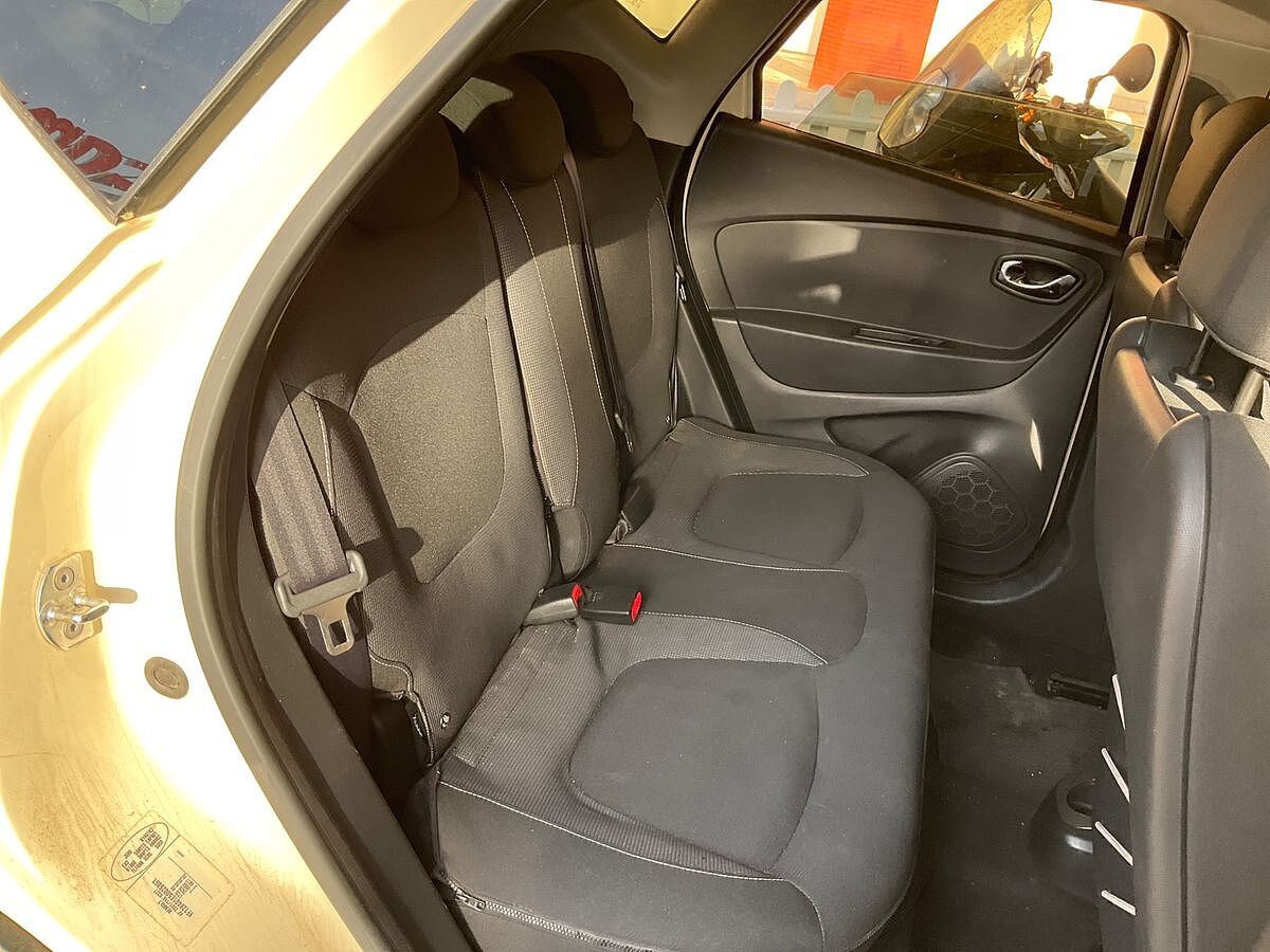 RENAULT CAPTUR ZEN 1.2 TCE AUTO SPANISH LHD IN SPAIN 57000 MILES SUPERB 2013