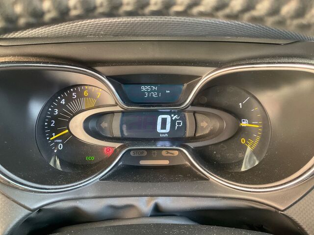 RENAULT CAPTUR ZEN 1.2 TCE AUTO SPANISH LHD IN SPAIN 57000 MILES SUPERB 2013
