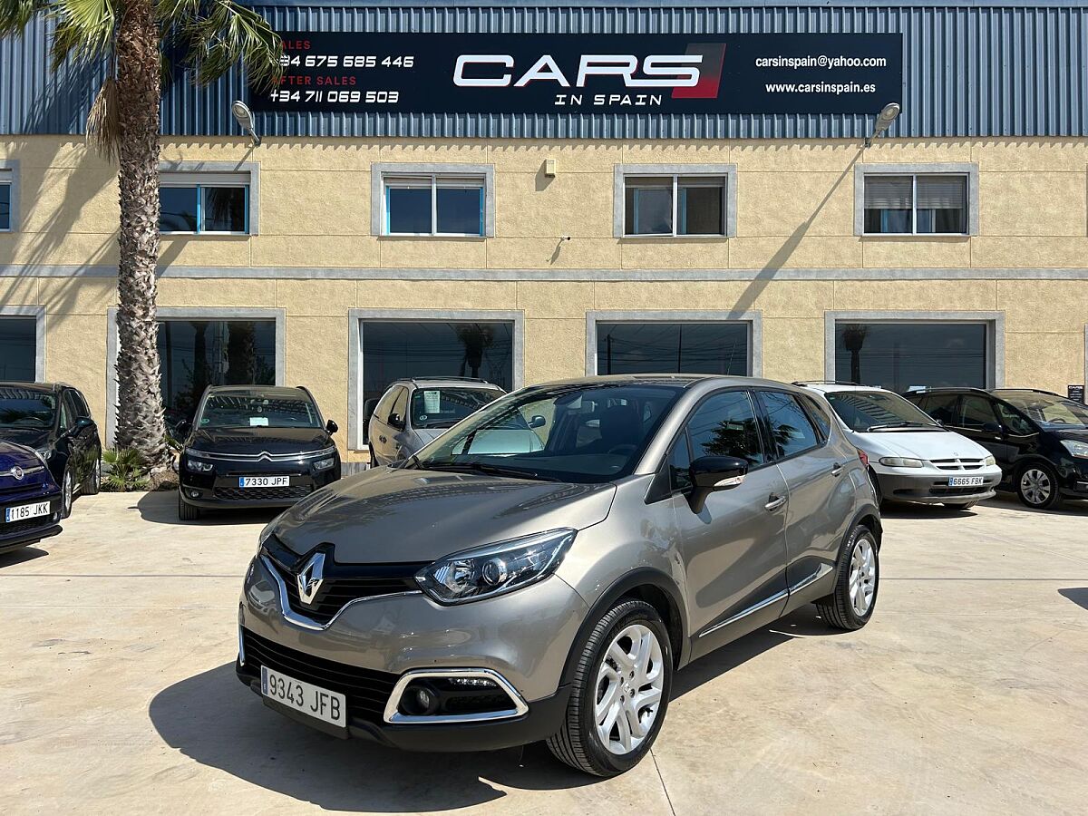 RENAULT CAPTUR ZEN 1.2 TCE AUTO SPANISH LHD IN SPAIN 90000 MILES SUPERB 2015