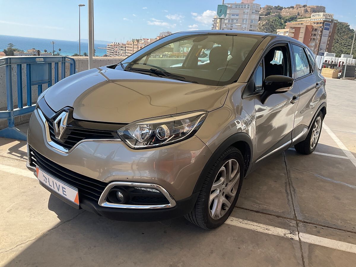 RENAULT CAPTUR ZEN 1.2 TCE AUTO SPANISH LHD IN SPAIN 90000 MILES SUPERB 2015