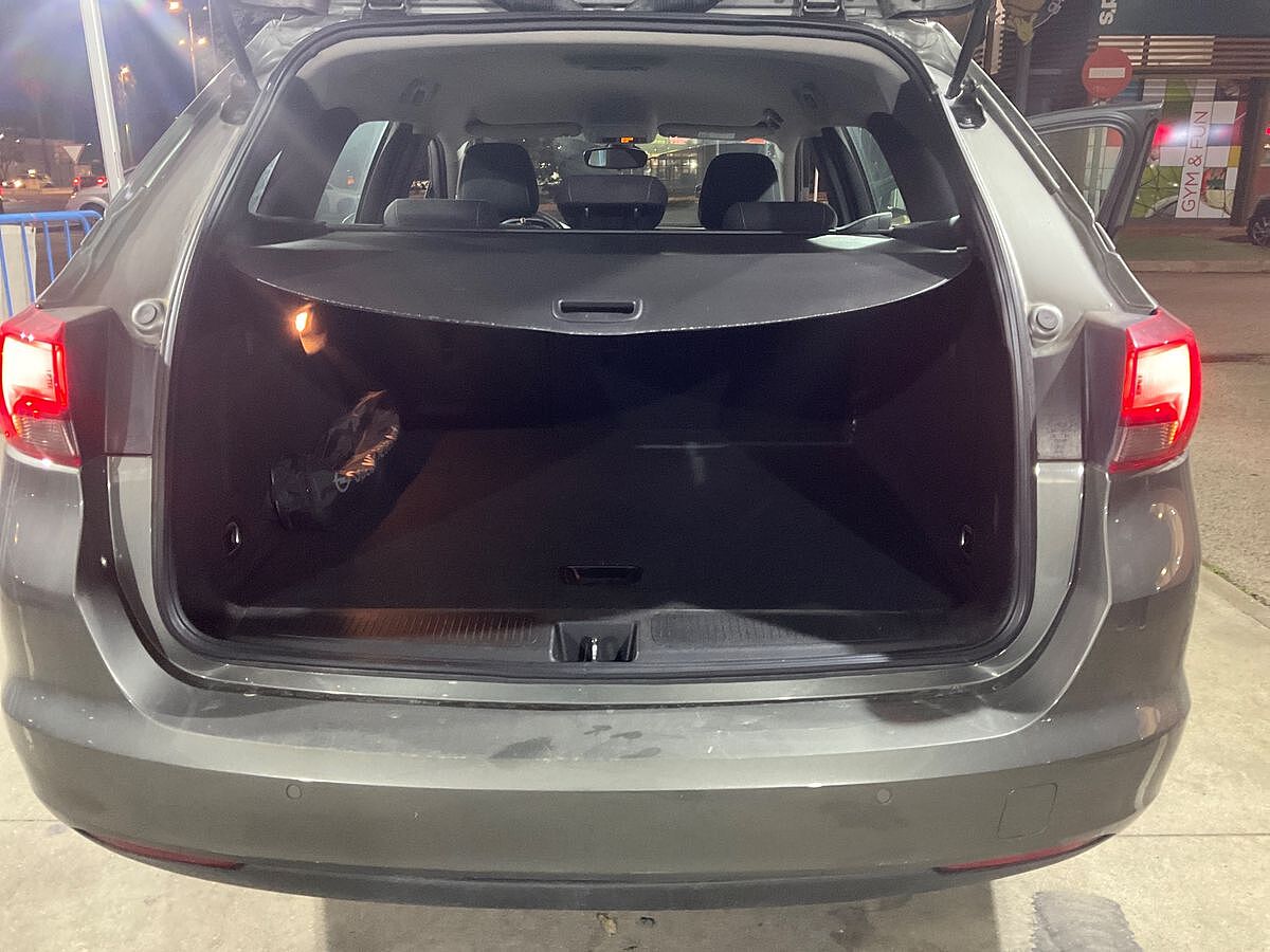 OPEL ASTRA SELECTIVE ESTATE 1.4 SIDI AUTO SPANISH LHD IN SPAIN 109000 MILES 2019