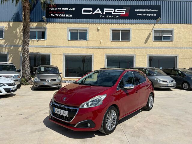 PEUGEOT 208 ALLURE 1.2 E-THP AUTO SPANISH LHD IN SPAIN 82000 MILES SUPERB 2015